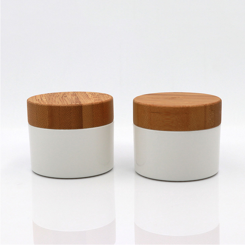 50g 100g 200g 250g plástico fosco PP manteiga corporal bálsamo cosmético frasco de creme facial com tampa de bambu impressa 50g 100g 200g 250g plástico fosco PP manteiga corporal bálsamo cosmético frasco de creme facial com tampa de bambu impressa