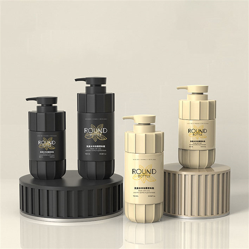 Preto fosco 550 ml 600 ml 700 ml 750ml tira de plástico para animais de estimação parede grossa garrafa de bomba de loção de plástico para limpador protetor solar shampoo gel de banho