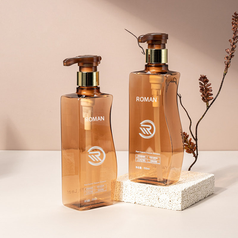 Frasco de loção corporal vazio de plástico âmbar em forma de curva confiável de 350ml 500ml com bomba para cuidados com os cabelos, shampoo, condicionador ou creme facial